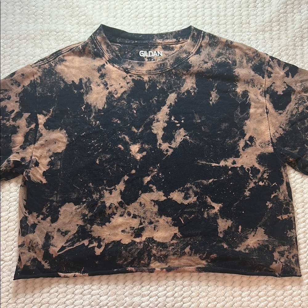 Gildan Black and Brown Tie-Dye Cropped T-Shirt